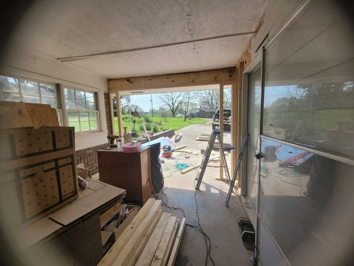 Air movers and dehumidifier for Water Mitigation Services in Rossford